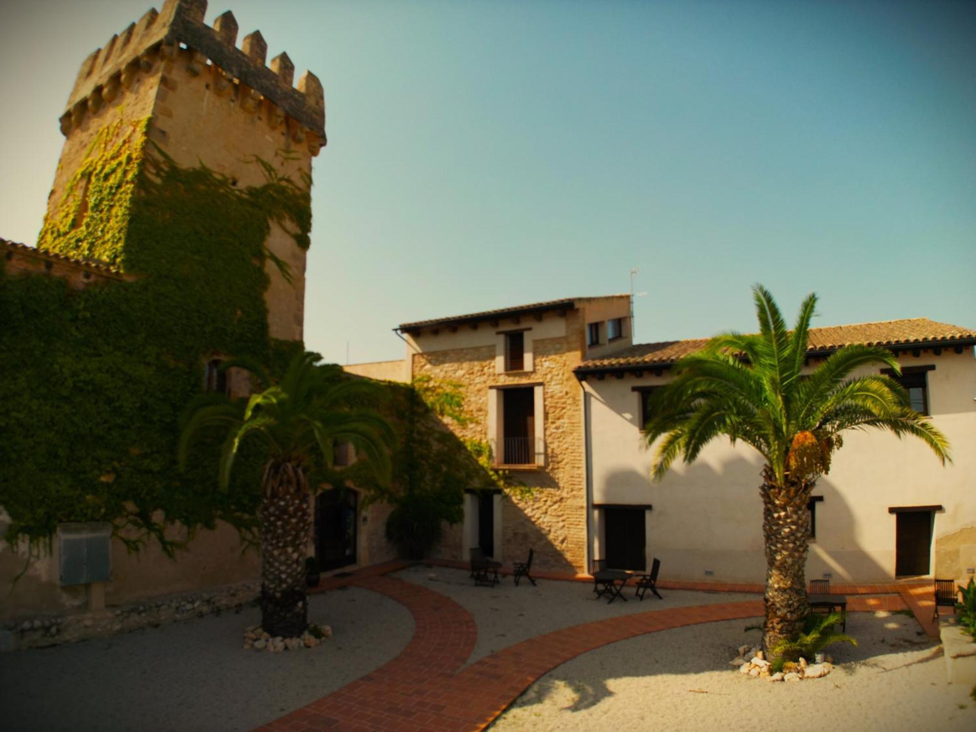 Torre del Prior Hostal Tortosa Exterior foto